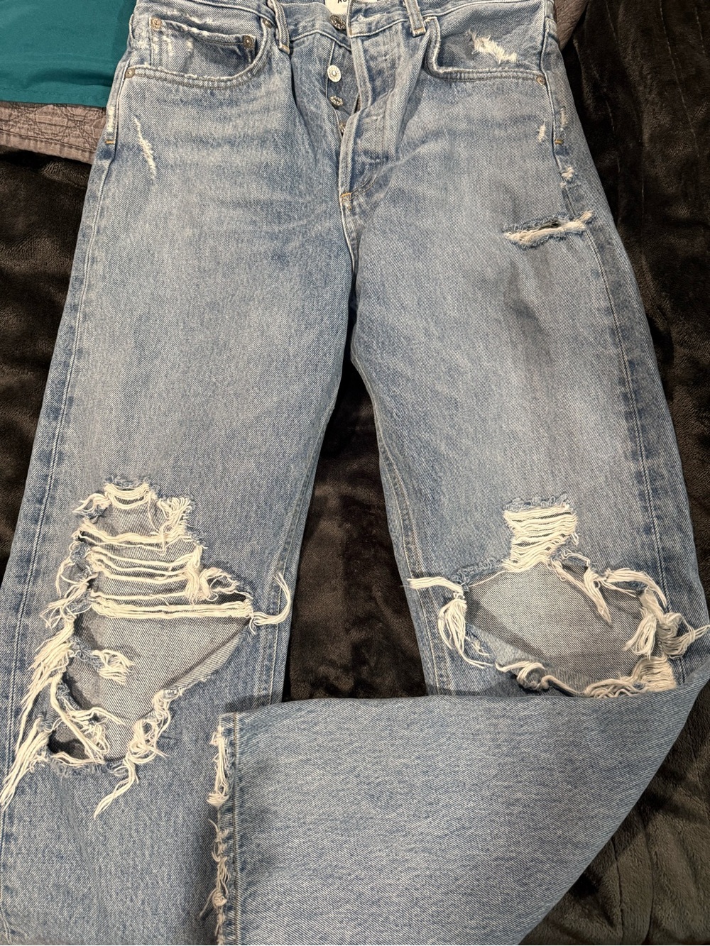 Agolde women’s Light Blue distressed straight Jeans